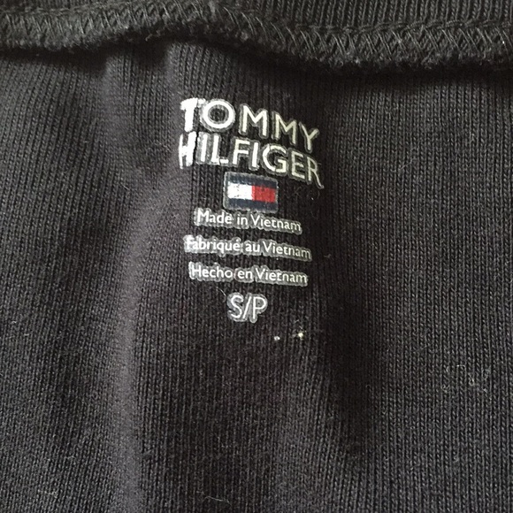 Tommy Hilfiger top - Picture 4 of 5